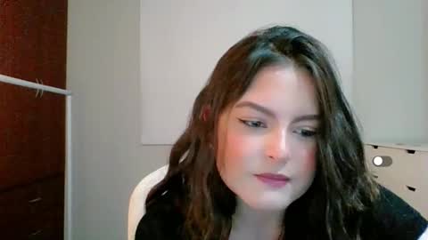 Snapshot of amanda_callum_ chatting on 10.06.25 Katha online show from 10.06.25
