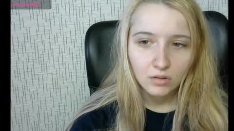 Snapshot of amanda_sherr chatting on 01.18.25 Amanda online show from 01.18.25