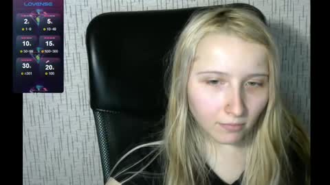 Snapshot of amanda_sherr chatting on 02.12.25 Amanda online show from 02.12.25