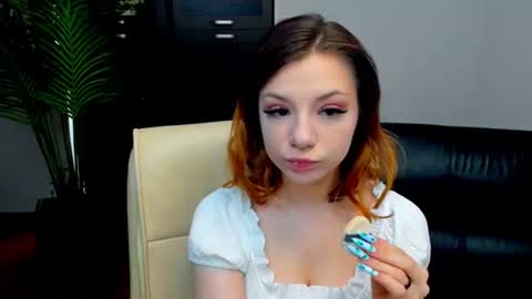 Snapshot of amandagracy_1 chatting on 02.26.25 amandagracy_1 online show from 02.26.25