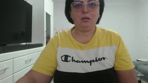 Snapshot of amandamuller1982 chatting on 12.10.24 Anda online show from 12.10.24