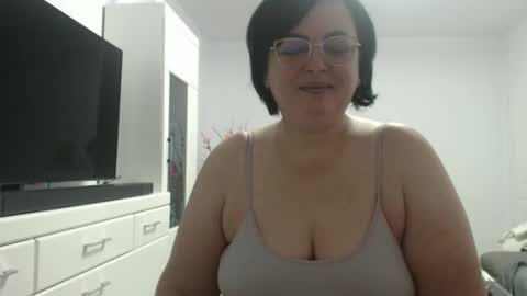 Snapshot of amandamuller1982 chatting on 01.16.25 Anda online show from 01.16.25