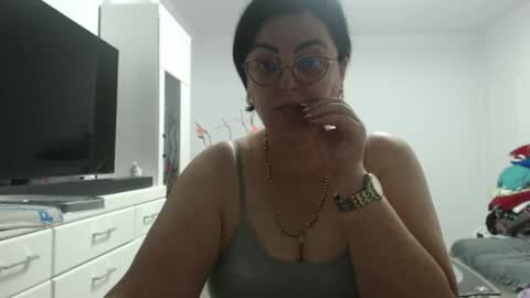 Snapshot of amandamuller1982 chatting on 09.22.25 Anda online show from 09.22.25