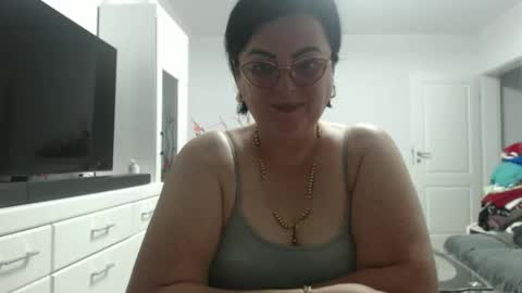 Snapshot of amandamuller1982 chatting on 09.22.25 Anda online show from 09.22.25