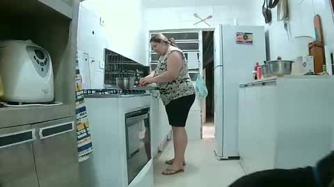 Snapshot of amantesdnoite chatting on 10.19.25 amantesdnoite online show from 10.19.25