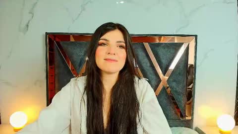 Amara Vega  online show from 09.25.25