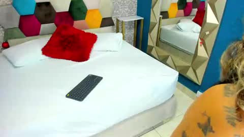 amarantha_hans online show from 02.19.25