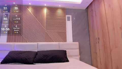 Snapshot of amaravell chatting on 11.14.25 AmaraVell online show from 11.14.25