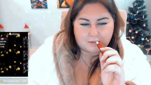 Snapshot of amazing_alina chatting on 12.17.24 Alina online show from 12.17.24