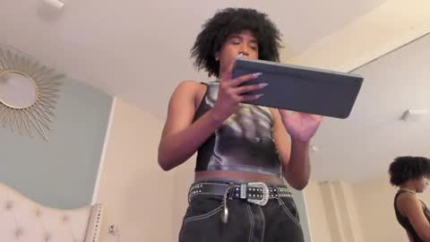 Snapshot of ambar_colling chatting on 02.03.25 Ambar Colling online show from 02.03.25