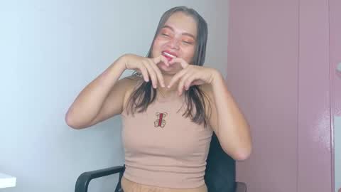 Snapshot of ambargiil__ chatting on 12.03.25 A M B A R online show from 12.03.25