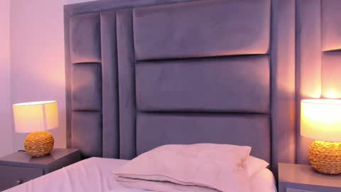 Snapshot of ambarsantany chatting on 12.27.24 AmbarSantany online show from 12.27.24