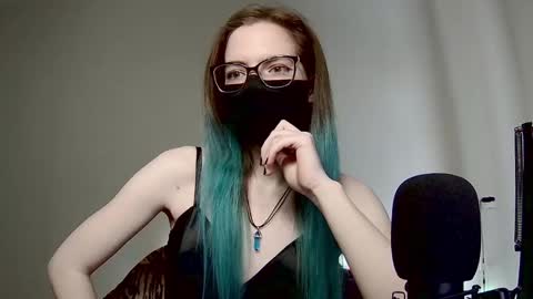 Snapshot of amber_candyfloss chatting on 01.17.25 Amber non-nude model online show from 01.17.25