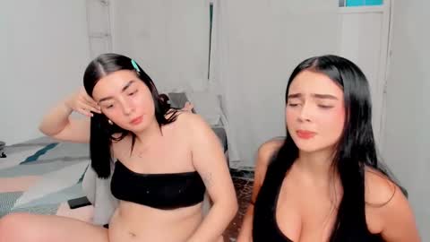 Snapshot of amber_landy1 chatting on 02.01.25 amber online show from 02.01.25