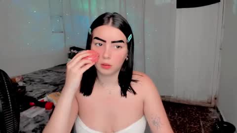 Snapshot of amber_landy1 chatting on 02.08.25 amber online show from 02.08.25