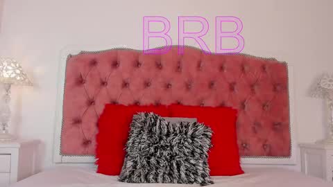 Snapshot of amber_roose75 chatting on 09.30.25 julieta  online show from 09.30.25