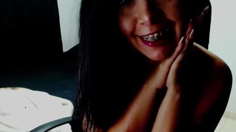 Snapshot of amber_rose23 chatting on 10.11.25 Michell online show from 10.11.25