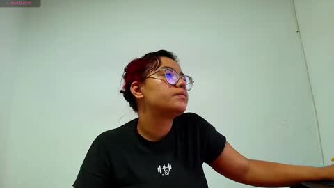 Snapshot of ameli_and_lucas chatting on 01.08.25 Amelia Lucas online show from 01.08.25