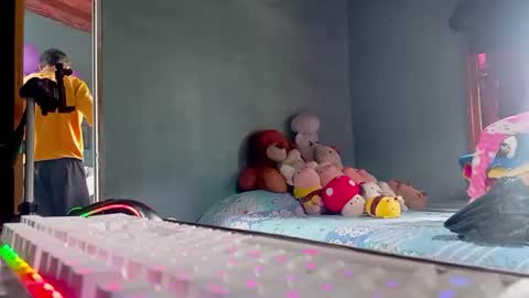 Snapshot of ameli_and_lucas chatting on 10.11.25 Amelia Lucas online show from 10.11.25