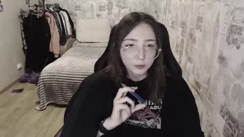 Snapshot of ameliakamishiro chatting on 12.21.24 Amelia online show from 12.21.24