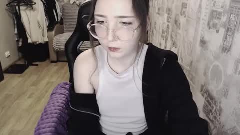 Snapshot of ameliakamishiro chatting on 02.08.25 Amelia online show from 02.08.25