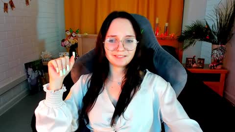 Snapshot of ameliamalina chatting on 12.19.24 Amelia online show from 12.19.24