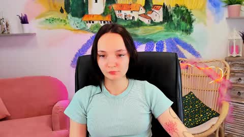 Snapshot of ameliamalina chatting on 12.23.24 Amelia online show from 12.23.24