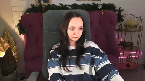 Snapshot of ameliamalina chatting on 01.05.25 Amelia online show from 01.05.25