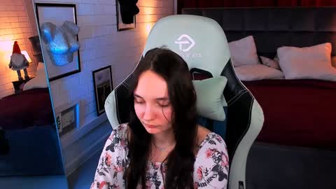 Snapshot of ameliamalina chatting on 01.27.25 Amelia online show from 01.27.25