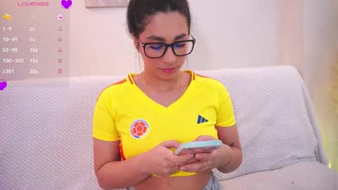 Snapshot of amelie_leigh chatting on 09.10.25 Alejandra online show from 09.10.25