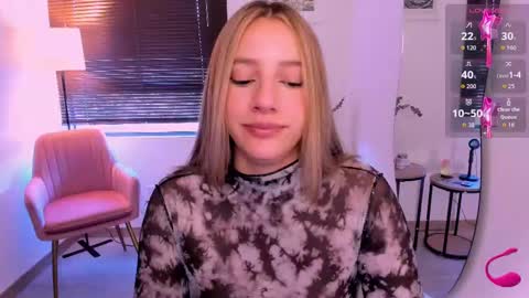 Amelie Graham online show from 09.29.25