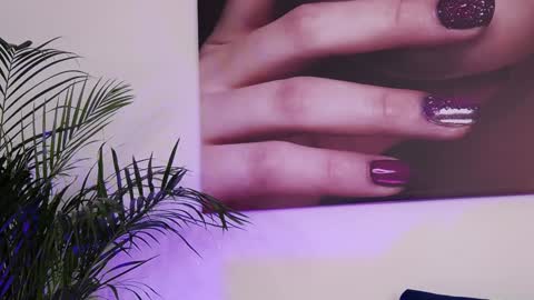 Snapshot of ameliekeys chatting on 01.06.25 Amelie online show from 01.06.25