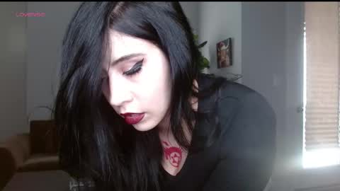 Snapshot of amilustxx chatting on 12.30.24 amilust online show from 12.30.24