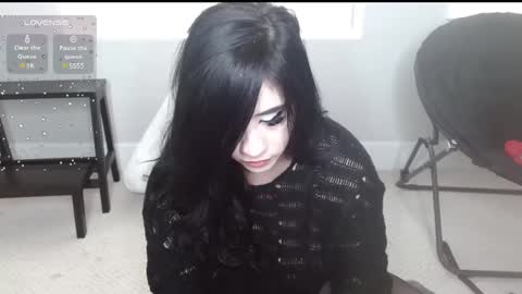 Snapshot of amilustxx chatting on 01.28.25 amilust online show from 01.28.25