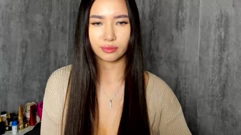 Snapshot of amina_artin chatting on 12.05.24 Amina online show from 12.05.24