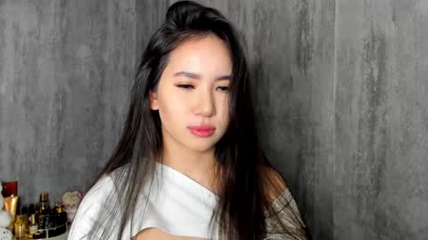 Snapshot of amina_artin chatting on 02.01.25 Amina online show from 02.01.25