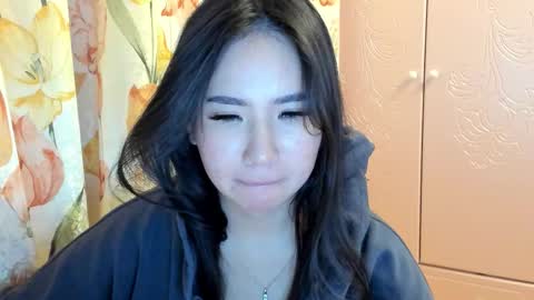 Snapshot of amina_artin chatting on 10.07.25 Amina online show from 10.07.25