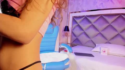 ammy durand online show from 01.09.25