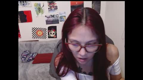 Snapshot of ammysweetx chatting on 02.14.25 yisel online show from 02.14.25