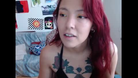 Snapshot of ammysweetx chatting on 02.28.25 yisel online show from 02.28.25