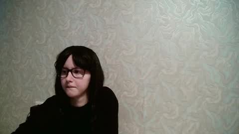 Snapshot of amomira chatting on 12.15.24 Amomira online show from 12.15.24