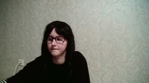 Snapshot of amomira chatting on 12.26.24 Amomira online show from 12.26.24