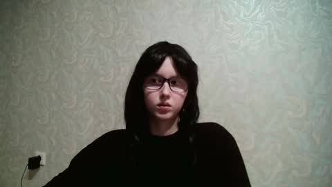 Snapshot of amomira chatting on 02.15.25 Amomira online show from 02.15.25