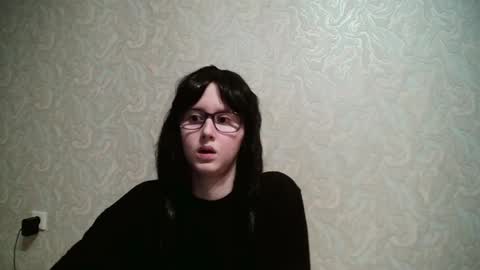 Snapshot of amomira chatting on 02.16.25 Amomira online show from 02.16.25