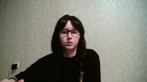 Snapshot of amomira chatting on 02.20.25 Amomira online show from 02.20.25