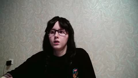 Snapshot of amomira chatting on 03.11.25 Amomira online show from 03.11.25