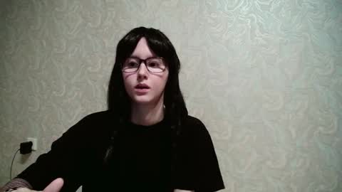 Snapshot of amomira chatting on 09.11.25 Amomira online show from 09.11.25