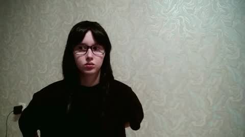 Snapshot of amomira chatting on 09.22.25 Amomira online show from 09.22.25