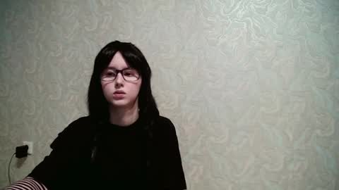 Snapshot of amomira chatting on 09.29.25 Amomira online show from 09.29.25