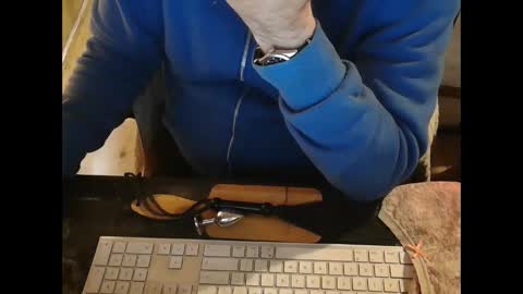 Snapshot of amslave4f chatting on 12.13.24 amslave4f online show from 12.13.24